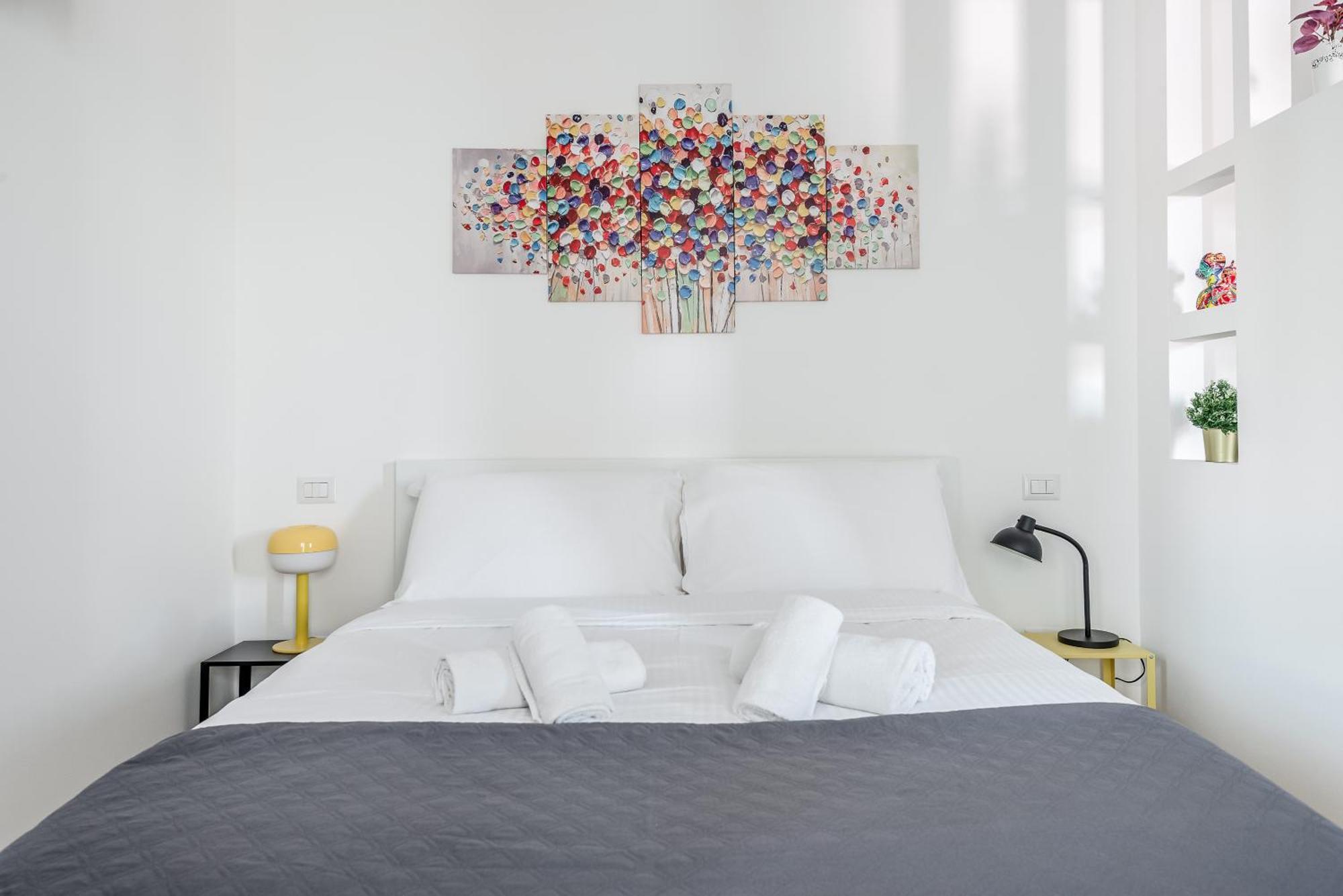 Apartamento Hostly-giugio's House-lungarni And Town Center *